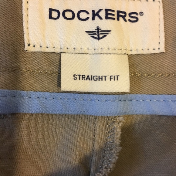 Mens Dockers straight fit chino khaki pants - Picture 7 of 7